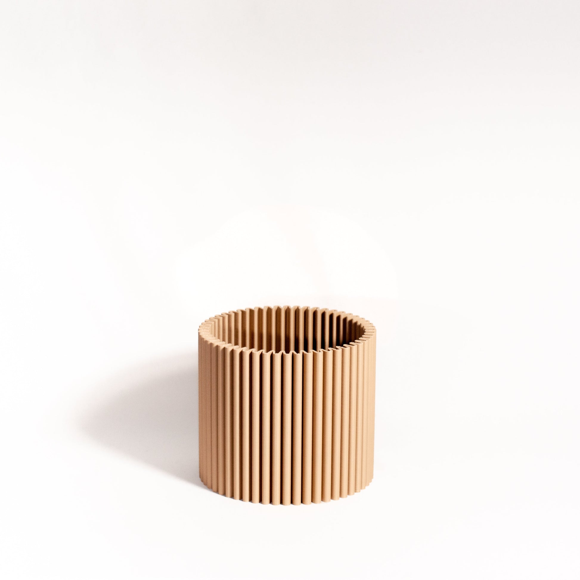 cog foam pot small almond