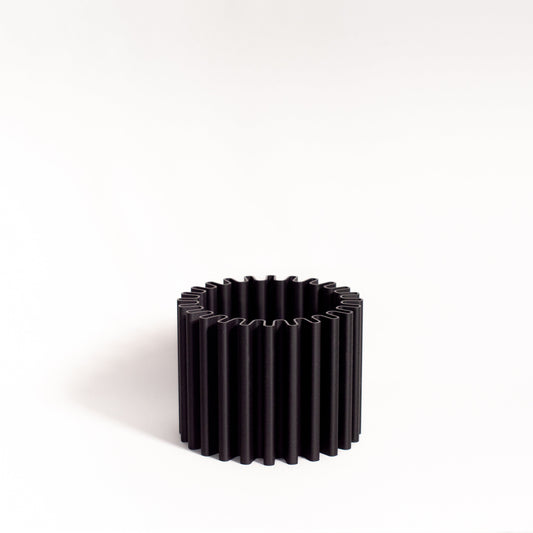 cog form flow pot small charcoal