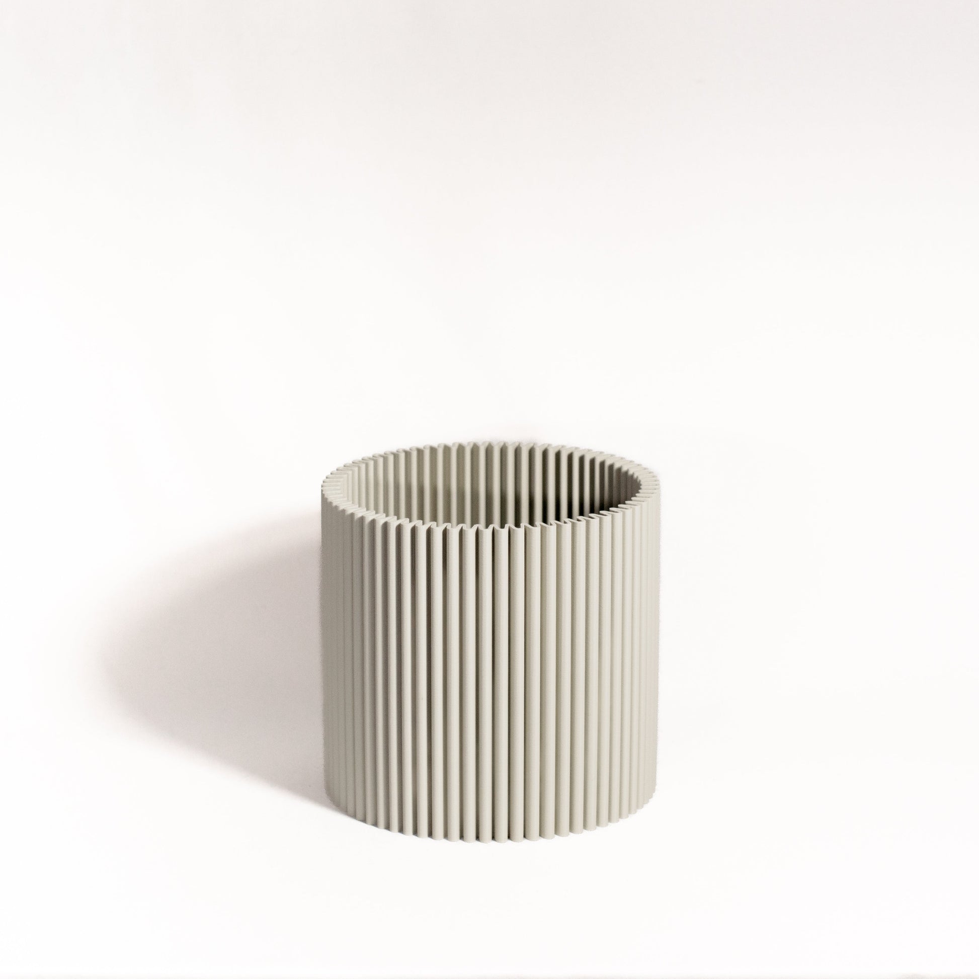 cog foam pot medium light sand